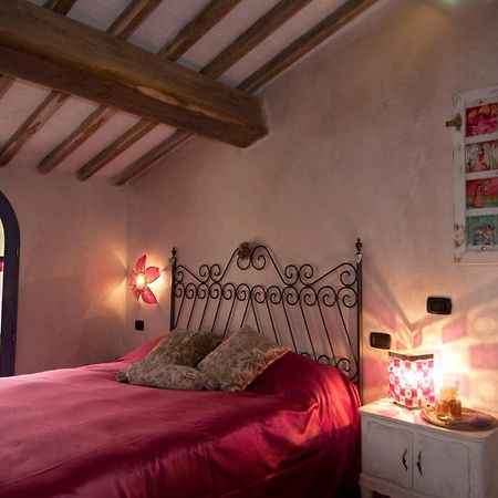 La Casina Di Cioccolata Bed and Breakfast Barberino di Val dʼElsa Eksteriør billede